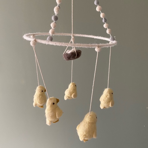 Petit Pehr Chick Mobile - Picture 4 of 4